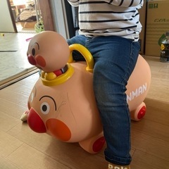 取引中。あんぱんマン乗り物