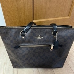 コーチトート　GUCCI財布の画像