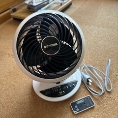 中古 アイリスオーヤマ サーキュレーター PCF-SC15T-Wの画像
