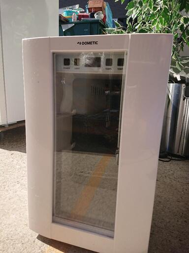USED【ドメスティック】家庭用ワインセラー2017年20L