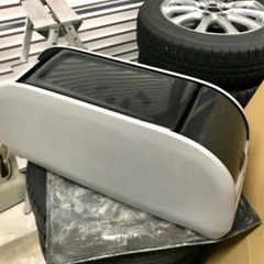 トヨタ純正 エスティマ用センターコンソールの画像