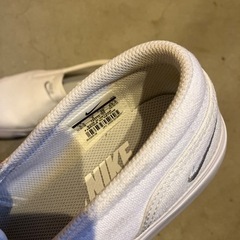 NIKE レディース 22.5cmの画像