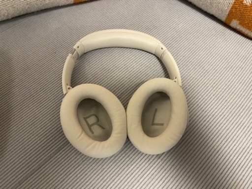 BOSEヘッドホン　QUIETCOMFORT 45 WHITE SMOKE WHITE