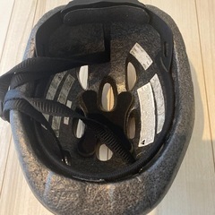 bell 幼児ヘルメット　黄色クマの画像