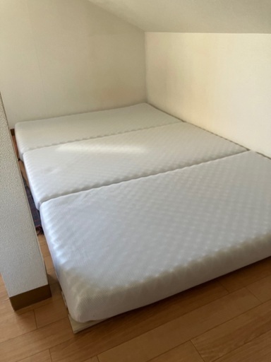 ニトリ　コシヲササエル　マットレSD