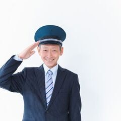 ＼人気の短期✨／週2日～1日5ｈＯＫ！大型バスの送迎ドライバー募集☆彡