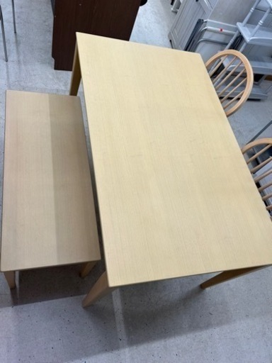 ダイニングテーブル　椅子2脚とベンチset 小さい引き出し付き