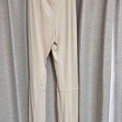 【kastane フレアズボン未使用 大きめ】の画像