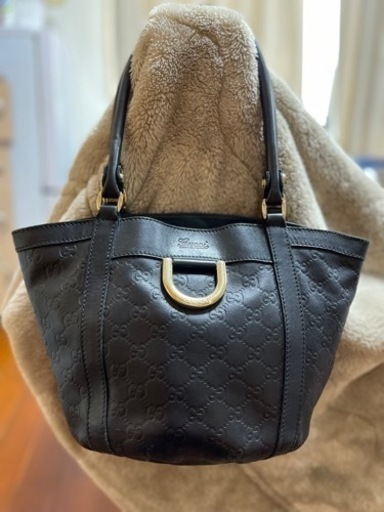 GUCCIバック人気黒、coachサンダル大特価‼️