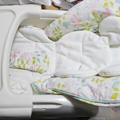 (廃盤)コンビ、ハイローチェア手動、ディズニーモデル(美品)