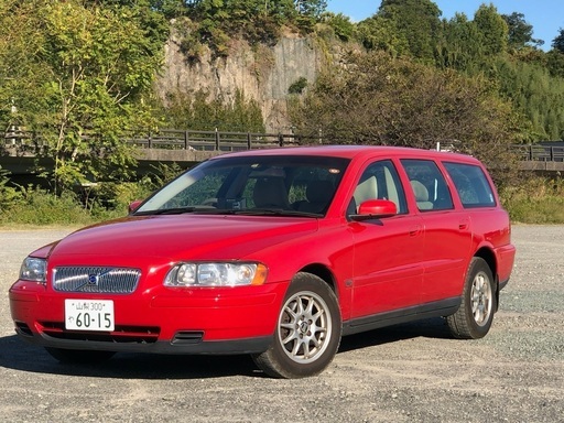 ✨新品✨レア✨オマケ付✨VOLVO V70赤/レッド　ワゴン ✨新品✨レア✨オマケ付✨VOLVO V70赤/レッド ワゴン Volvo V70