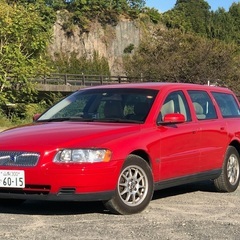 ２００３年式　ボルボv７０レッド　機関良好の画像