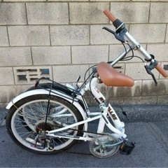折りたたみ自転車の画像