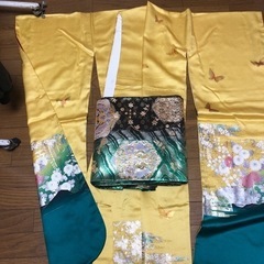 正絹振袖と帯の画像