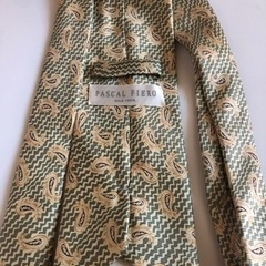 pascal fiero シルク100 パーセント　ネクタイの画像