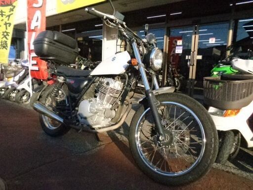 NO.4810　グラストラッカー　スーパーサウンドマフラー　アルミショートフェンダー　リヤボックス付き　ホワイト　☆彡