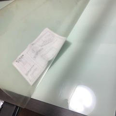 ダイニングテーブルの画像