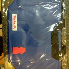 取引中　保冷バック　ヤクルトのおまけの画像