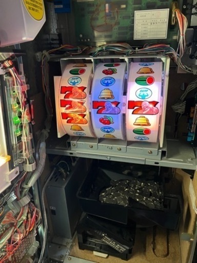 スロット 実機 4号機