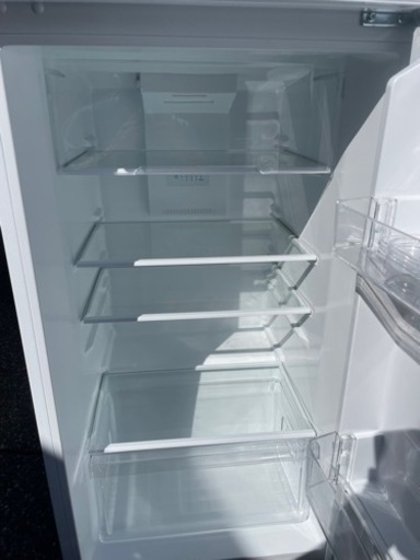超美品　コンヒィー　冷蔵庫　2022年　使用は4ヶ月　配達もいたします　大容量240L