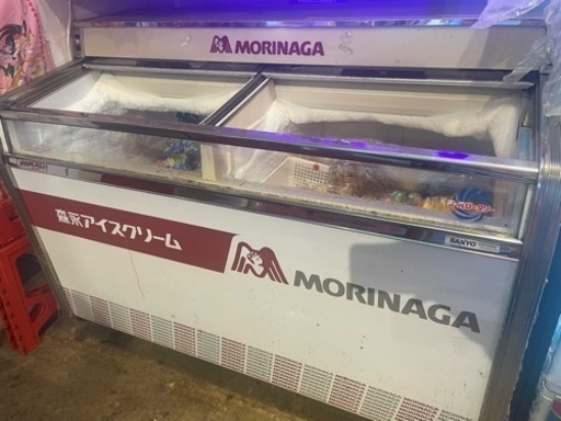 森永　レトロアイスストッカー　(冷凍庫)