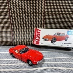 トミカ　ダンディ　トヨタ2000GT