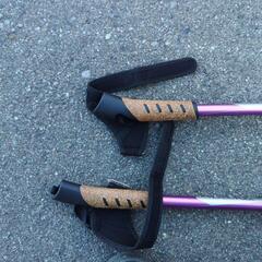 ノルディックウォーキングのポールの画像