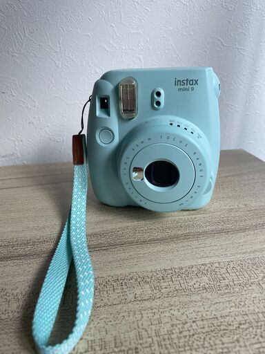 FUJIFILM INSTAX MINI 9 [インスタントカメラとケース]