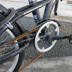 Jeepおりたたみ自転車の画像