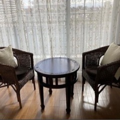 アンティーク風　サイドテーブルの画像