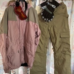 【美品】スキースノボウェア上下&ゴーグル&グローブ　4点セット