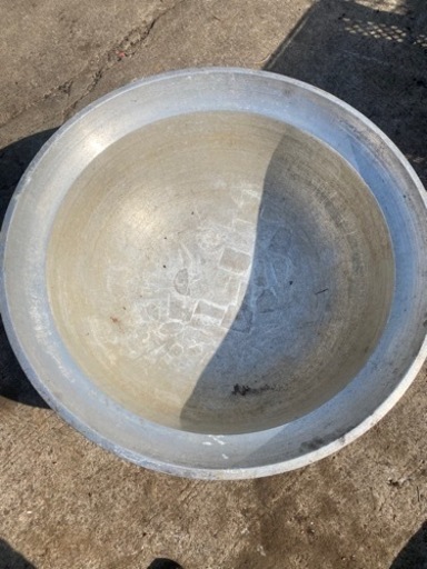 大きいのアルミ鍋