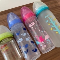 哺乳瓶
