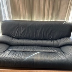 ソファー２つセット