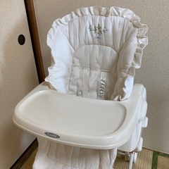 コンビ(Combi)ハイローチェア 手動タイプの画像