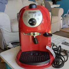 デロンギ　エスプレッソ・カプチーノメーカー ＆カップ＆ソーサー5点セットの画像