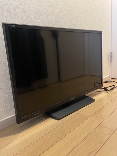 SHARP2015年製32型テレビ＆テレビ台（ニトリ）