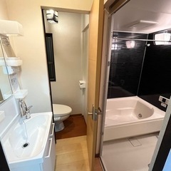 譲渡型貸家  シーサイド伊勢大湊 一戸建て  マリンスポーツベース・ショップにも‼️海沿い 広い敷地 88坪  3DK 別棟有 システムバス、システムキッチン　駐車場5台以上　★受付開始　★敷金礼金保証金仲介料ゼロ‼️   　ウインドサーフィン、ヨット、サップ、カヌー、パラグライダー、ジェットスキー、サーフィン等ベースに❗️ - 伊勢市