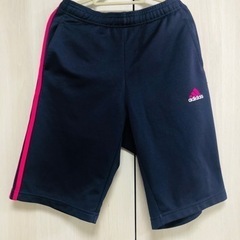 【捨てます】adidas ハーフパンツ　短パン　アディダス　ジャージ
