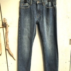 【新品未使用】RVCA デニムパンツ　ストレッチ素材　30インチ
