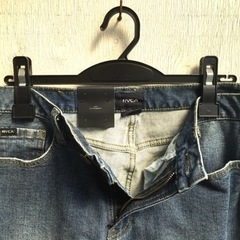【新品未使用】RVCA デニムパンツ　ストレッチ素材　30インチの画像