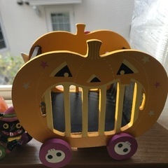 ハローウィン、オモチャ、馬車、マフィンカップ10枚、オニギリケース50個の画像