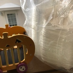 ハローウィン、オモチャ、馬車、マフィンカップ10枚、オニギリケース50個の画像