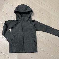 子供服　アウター（120cm）