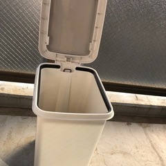 ゴミ箱　30Lの画像