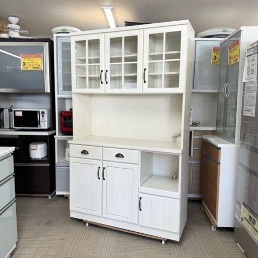 【超美品‼️】定価69,900円♪ 現行モデル ニトリ 120cm幅キッチンボード(ミランダ2) 食器棚 収納家具 木目調ホワイト♪