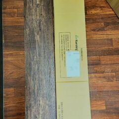 【値下げ】新品フロアタイル！置くだけ(接着剤不要)