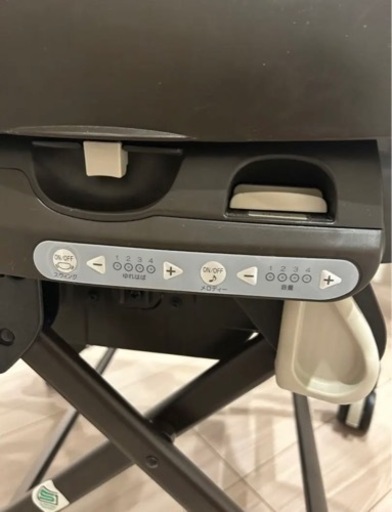 電動ハイローチェア　コンビ　ネムリラ　オートスウィング