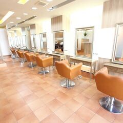 ヘアカラーをするなら六甲で大人気のヘアカラー専門店　HAIR C...