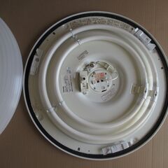 TOSHIBA天井直付シーリングライト　和室向け糸巻シルク模様カバーの画像